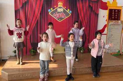 打造多彩舞台，胶州市工会系统推出职工子女“七彩梦”公益课教育活动