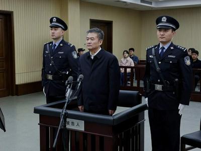 受贿8823万余元，青海省委原常委、省人大常委会原副主任李杰翔一审被判无期