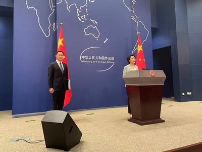 中国外交部发言人上新