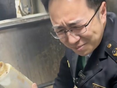 破防了！这网红美食居然还要“增臭”？多家知名品牌回应