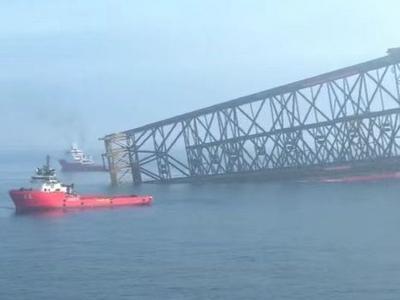 亚洲第一深水导管架“海基二号”成功下水