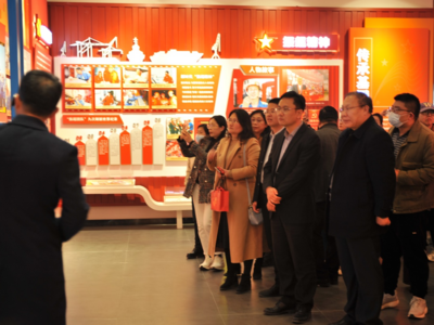把课堂搬到码头，青科大打造“大思政课”实践育人新场景 