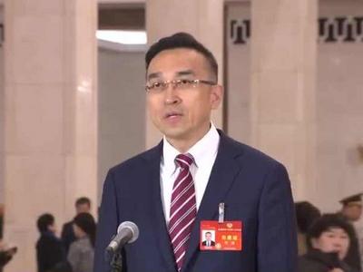 话剧上甘岭幕后故事：16个演员一天分享一小瓶水