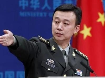 中方管制驱离菲方侵闯仁爱礁船只，国防部：合理合法、专业规范