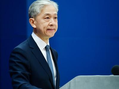 拜登、特朗普锁定美国两党总统候选人提名，中方回应