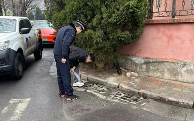 金门路街道：严格执法监督 规范排水行为