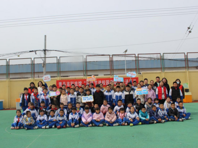 科技节进校园，点亮少年科学梦！青岛市科技馆为莱西市300多名师生送上科普“大餐” 