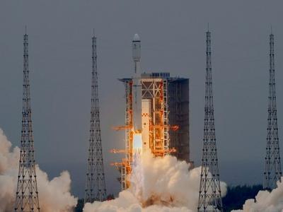 鹊桥二号中继星成功发射，将建地月新“鹊桥”