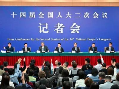 这场经济主题记者会，信息量很大！