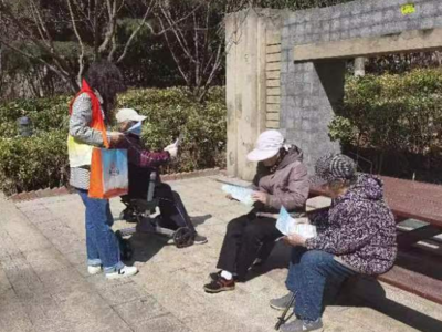 【美德信用】文明养犬不掉“链”：金门路街道银川西路社区开展文明养犬宣传活动