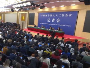 王毅：只要中欧互利合作，阵营对抗就搞不起来