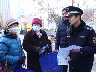 共计拆除违建3000余平方米，崂山区已完成7个居民楼院整治