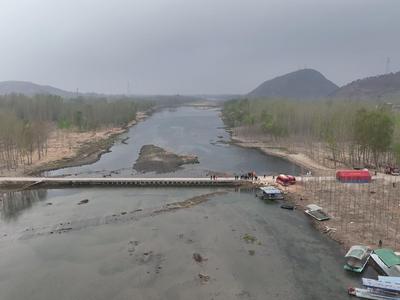 秦皇岛非法改装“黑游船”侧翻事故船主及相关责任人员被公安机关控制