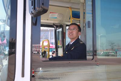 不仅车开得好还省油！青岛一公交驾驶员荣膺“山东省技术能手”