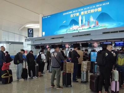 涨50%！“五一”假期机票抢手，价格“水涨船高”