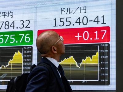 多国货币对美元大幅贬值 “跌跌不休”为哪般？