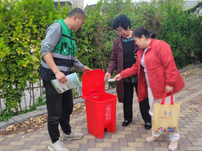 美德信用丨金门路街道组织开展5月份“有害垃圾集中投放日”宣传活动