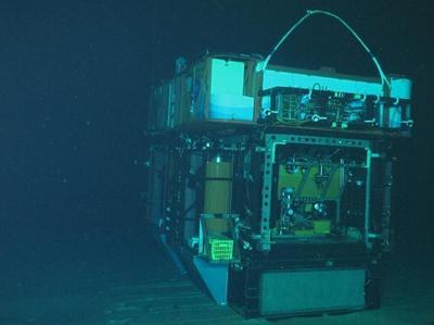 最深达7735.9米！“奋斗者”号又完成7次载人深潜作业