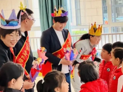 金门路街道总工会组织劳模走进宁德路幼儿园开讲“劳动第一课”