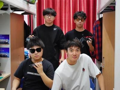 100%上岸！哈工大“学霸寝室”×182