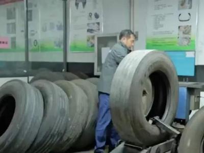 黑作坊翻新轮胎全凭感觉？现场令人震惊！记者调查→