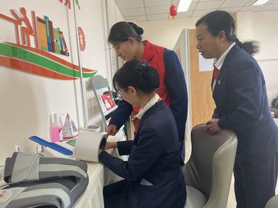 青岛连续举办四届职工数字创新大赛，看“金点子”如何结出产业“金果子”→