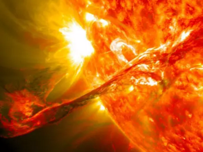 今早，太阳爆发一次强耀斑！