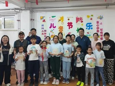 手绘美好童年，乐享亲子时光——金门路民政服务站开展儿童节亲子手绘活动