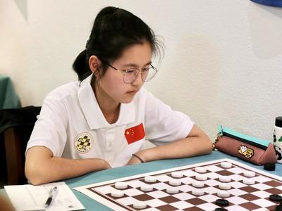 14岁青岛小将战平世界冠军！力助中国女队实现历史突破