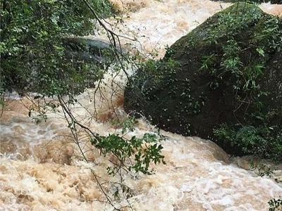 当前我国已进入主汛期，中国气象局提醒：山区旅游需密切关注天气趋势