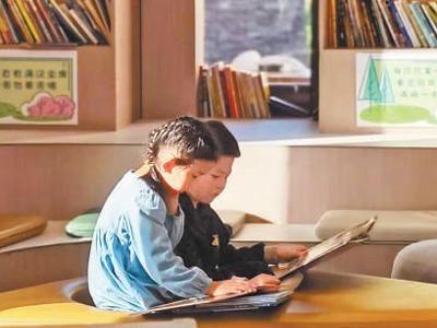 人民日报记者青岛调研：全方位建设儿童友好城市 创造更有爱的城市空间