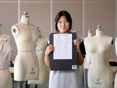 爆冷杀入“阿里全球数学竞赛”的中专女生：梦想就是考大学