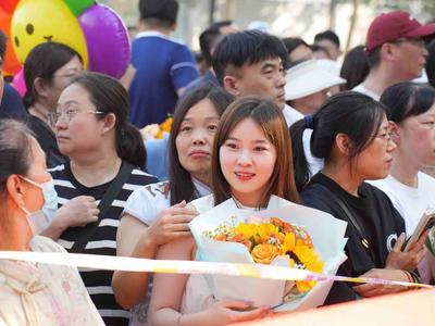 营造最优考试环境，他们为青岛4.7万余名高考学子保驾护航
