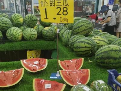 榴莲、蓝莓、樱桃也降了，水果为何纷纷大降价
