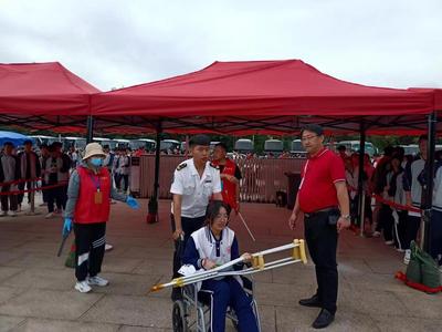 即墨：85部高考定制车辆助考生圆梦大学