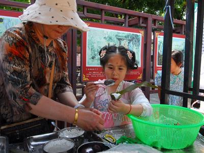 2024年青岛市未成年人“我们的节日·端午”主题活动在即墨举办