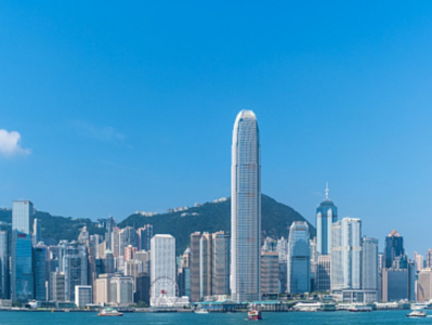 李家超：9月下旬起港交所在恶劣天气下不停市