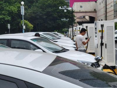 国家发改委谈欧盟对华电动汽车加征关税：温室里的花朵经不起风雨