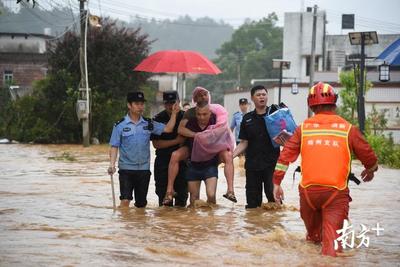 广东梅州暴雨已致5人遇难、15人失联、13人受困