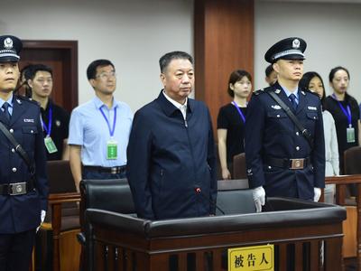 广东省人大常委会原副主任李春生受贿案一审宣判