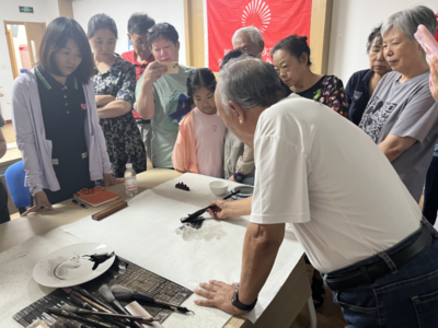 金门路街道大尧社区书画公益课堂第一期课堂开课啦！