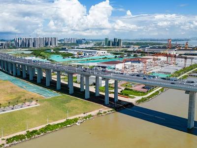 “湾区新顶流”！深中通道开通首月车流量破300万车次
