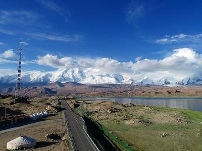 已44℃，预报最高48℃！新疆认真热起来，就没别地儿什么事了