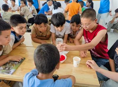 青岛大学物理科学学院赴新疆喀什开展支教活动