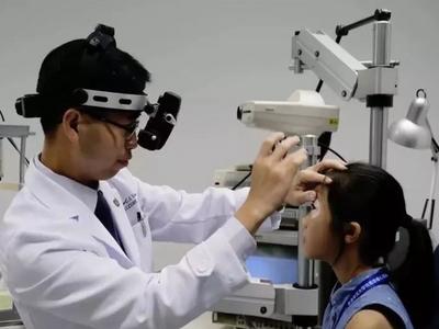 男孩偷玩激光笔导致几乎失明，医生：这种损害不可逆