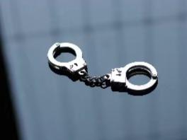 女子凌晨打出租车遭猥亵？重庆警方回应：出租车司机已被行拘