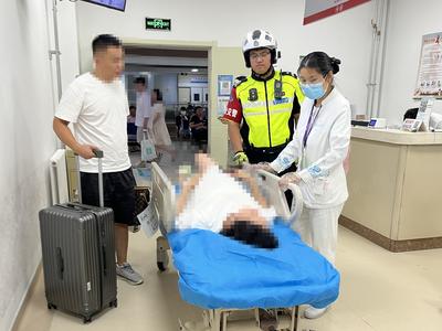 紧急！孕妇破羊水急需就医，青岛交警铁骑队员火速开道护送
