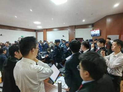 法官被指遥控庭审？最新进展：青海高院作出指定管辖决定书