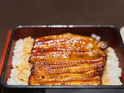 日本神奈川县发生食物中毒事件，147人食用鳗鱼中毒