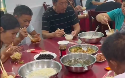探访洞庭湖决堤救援安置点！受灾群众吃上了热面条